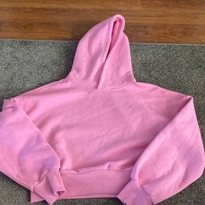 Cropped pink hoodie